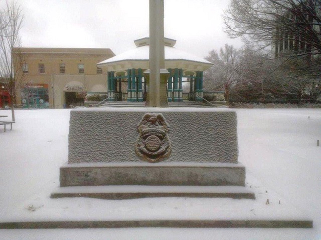 DeKalb Police Memorial  (2)