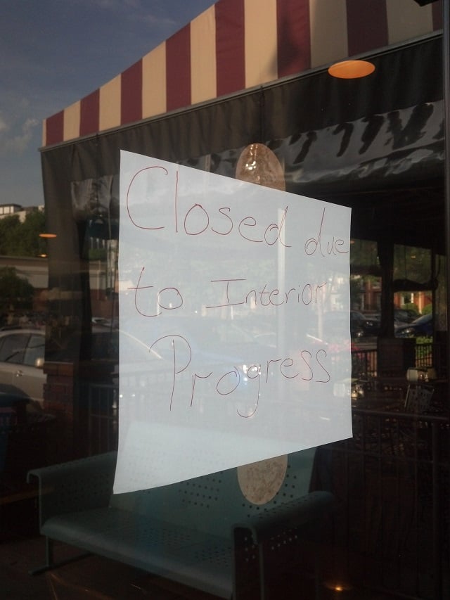 Sign on the door of the Mellow Mushroom, May 8. Photo provided by Catie Leary. 