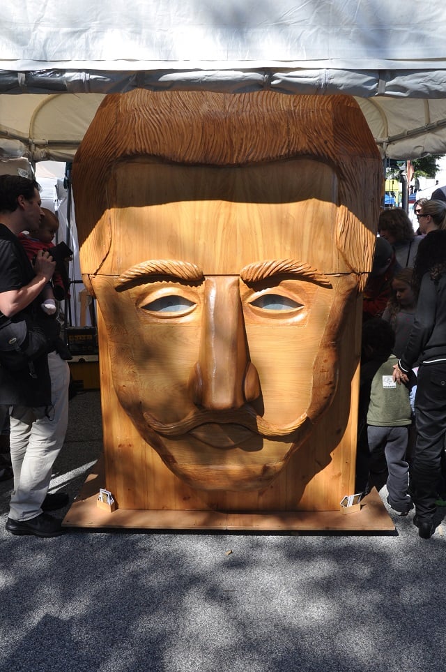 This is a sculpture of a head. Photo by Dan Whisenhunt