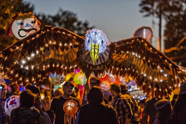 Thousands of people wait for the start of the third annual Decatur Lantern Parade on Friday. Photo: Jonathan Phillips