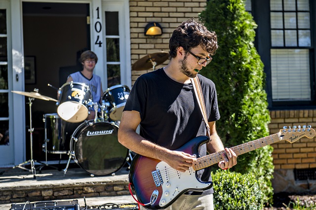 Tongue Karate's Emiliano Warren (right) and Jake Miller perform off of Cambridge Ave. during the annual Oakhurst Porchfest on Saturday. Photo: Jonathan Phillips